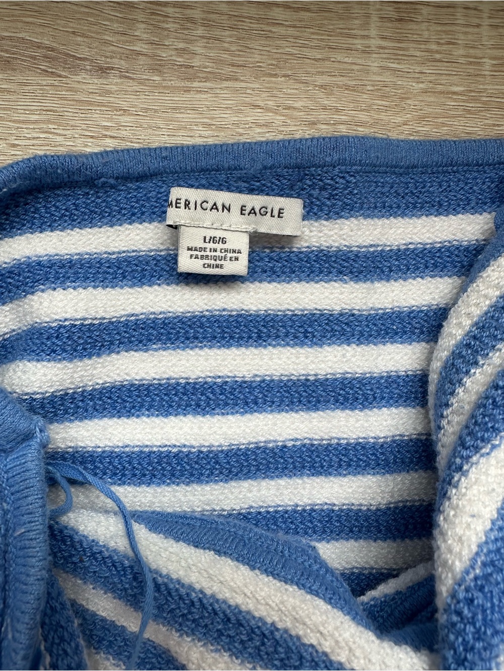 American Eagle Coastal Striped Blue & White Twist-Bust Tube Top - Picture 5 of 6